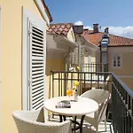 Old Town And Apartman *