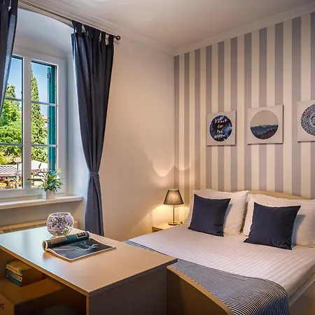 Old Town And Apartment Porec