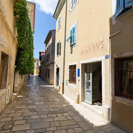 Old Town And * Poreč