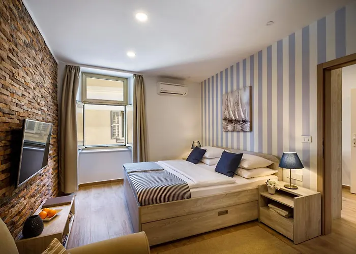 Old Town And * Poreč