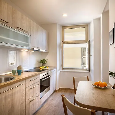 Old Town And Пореч